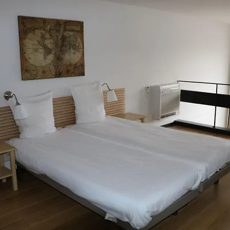Arass & Business Flats Апарт-отель Антверпен
