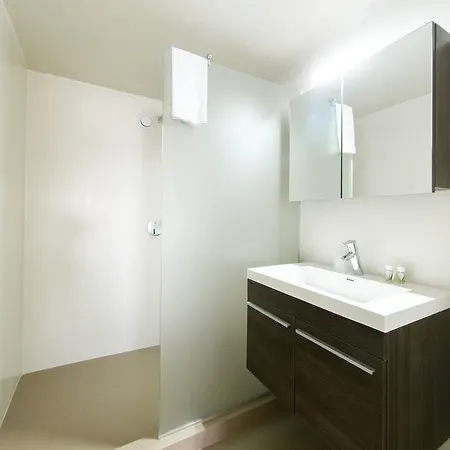 Lejlighedshotel Arass & Business Flats