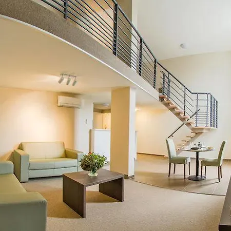Arass & Business Flats Lejlighedshotel